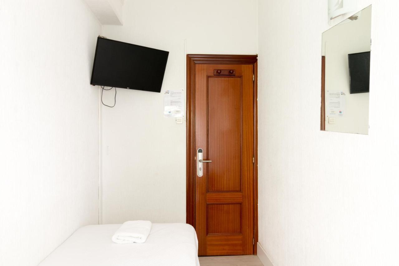 Pension Arias Bilbao Exteriér fotografie